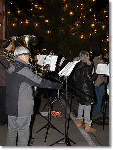 Adventssingen unter dem Christbaum
